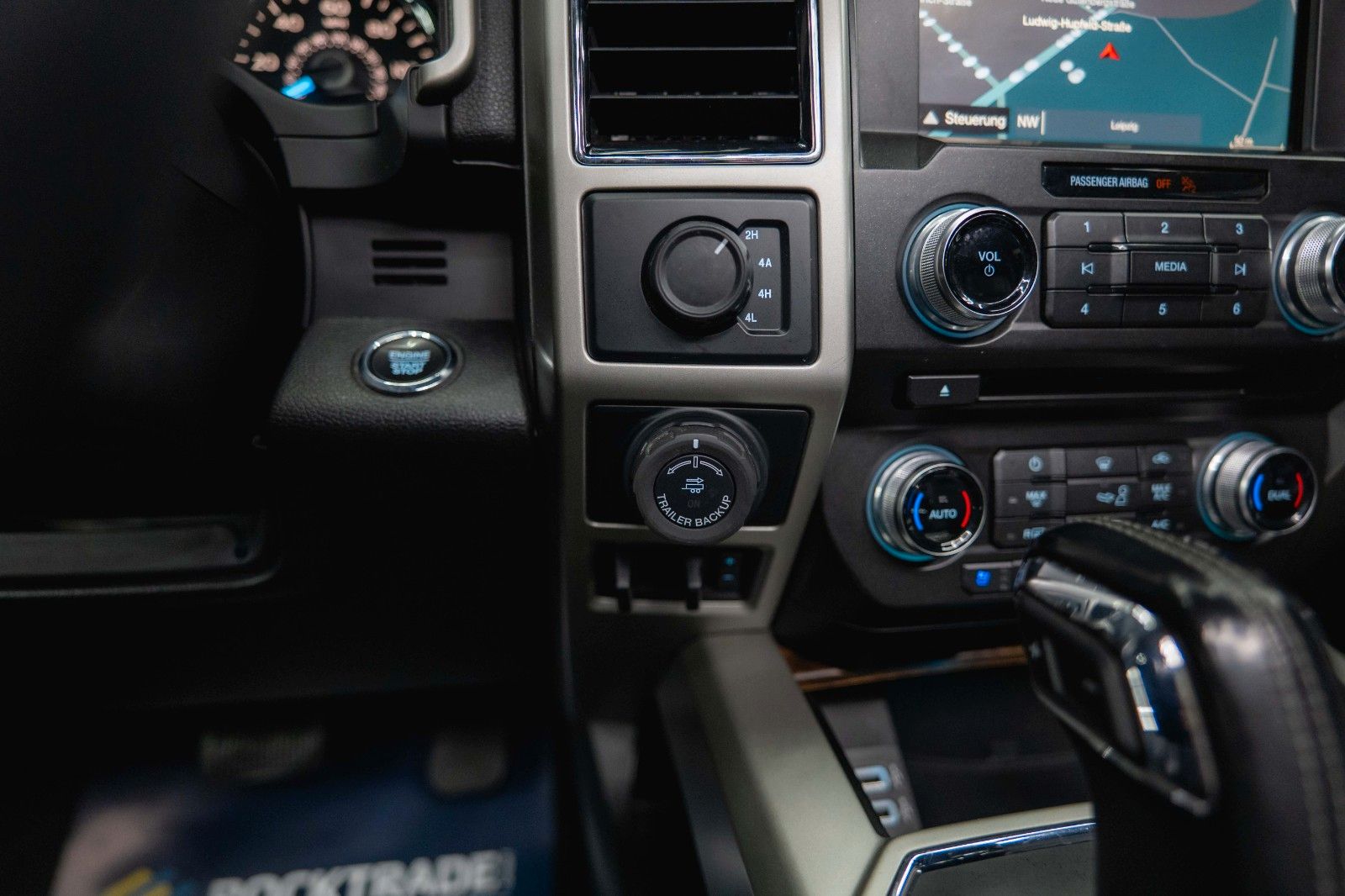 Fahrzeugabbildung Ford F150 3.5L V6 4x4 Offroad RAPTOR LARIAT LaChanti