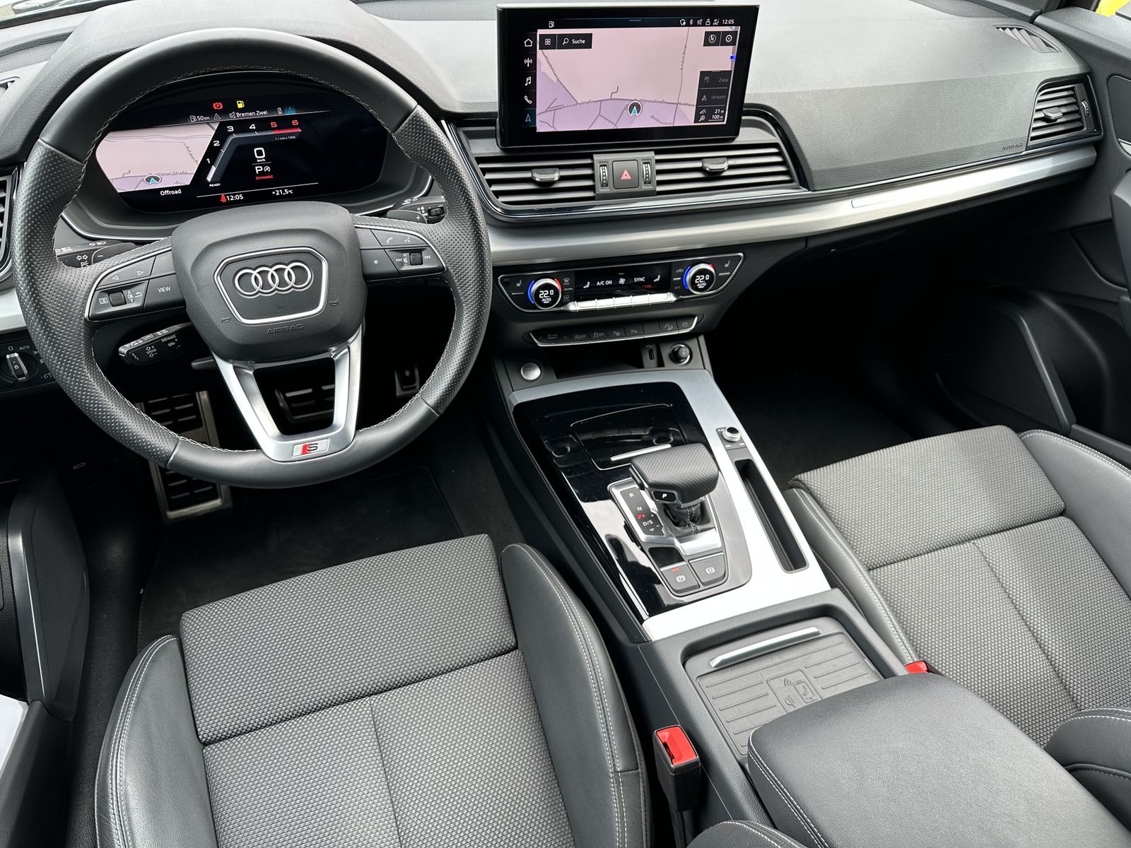 Fahrzeugabbildung Audi Q5 40 TDI S-Line Qu NAV+MATRIX+ACC+AHK+STHZG+VC