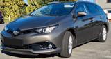 Toyota Auris Touring S. 1,2-l-Turbo Team Deutschland - Toyota Auris: Kombi