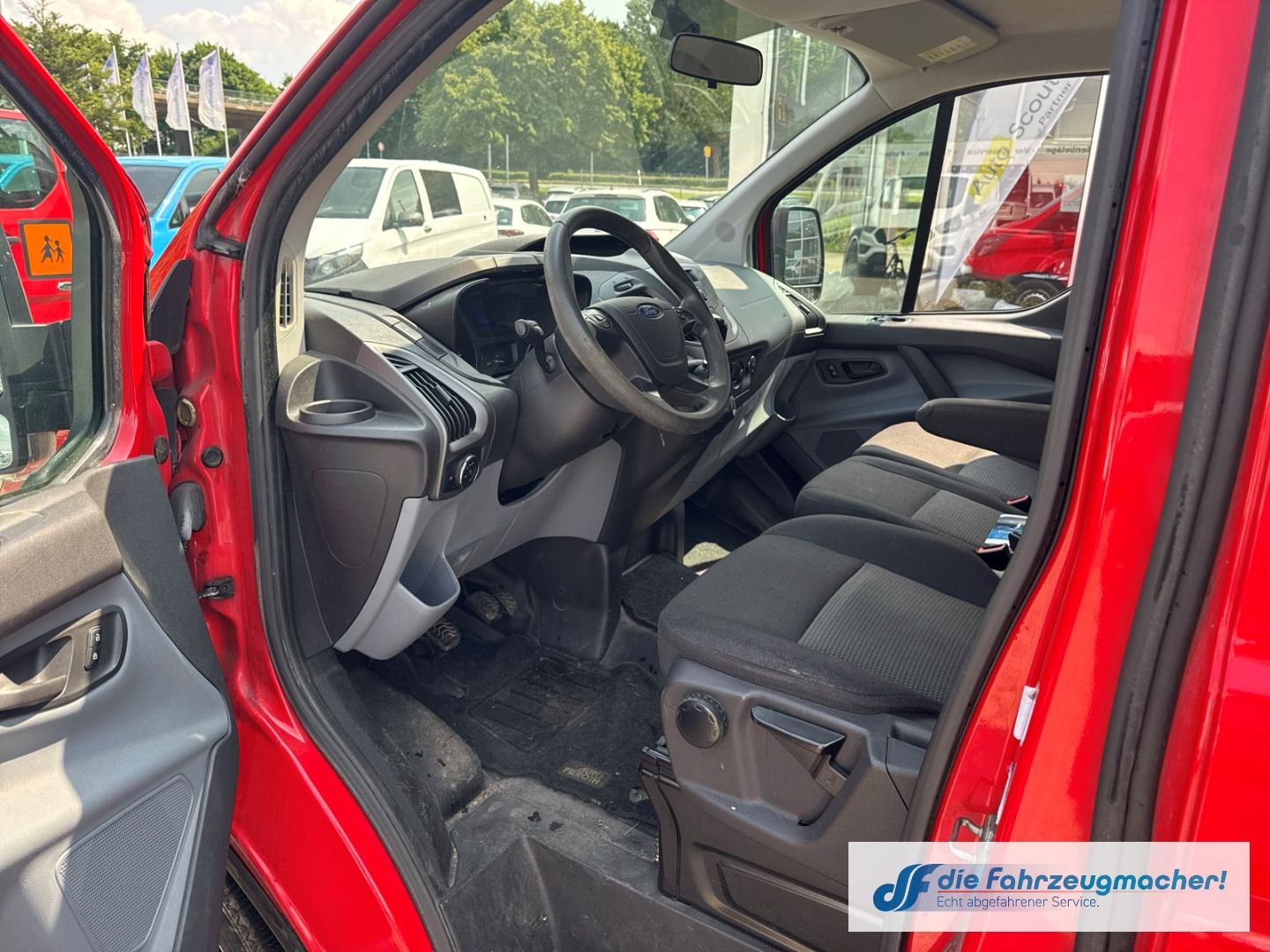 Fahrzeugabbildung Ford Transit Custom Kombi 300 L1 2.2 TDCi *8459
