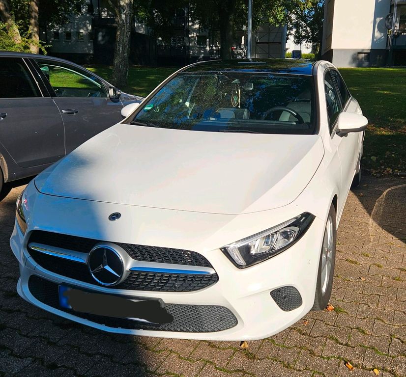 Image of Mercedes-Benz A 220