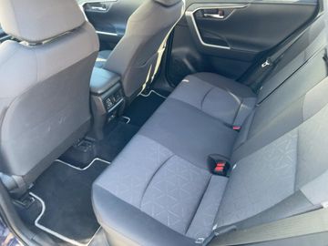 Toyota RAV 4 - 11
