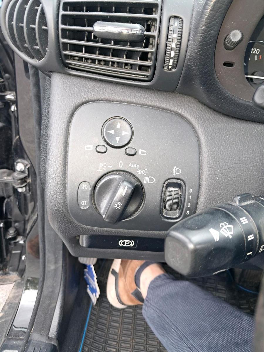 Mercedes-Benz C180 2007 — photo 6