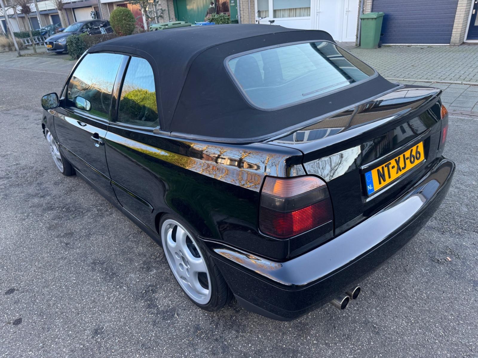 VOLKSWAGEN GOLF - VR5 CABRIOLET - 2.3 170 CV - BVM - VOLANT EN CUIR