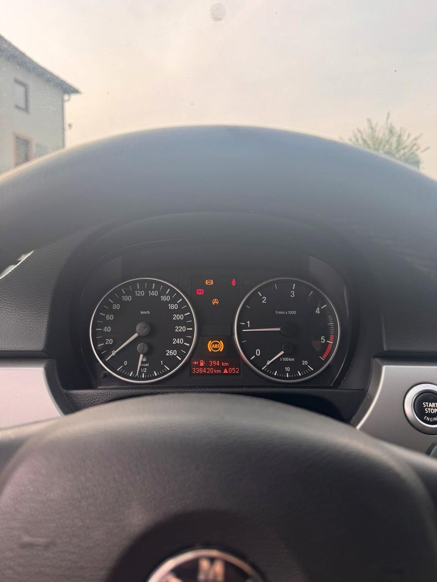 BMW 318 2007 — photo 12