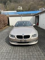 BMW Bmw E93 325i - BMW 325 mit Benzin-Antrieb: Cabrio, Automatik