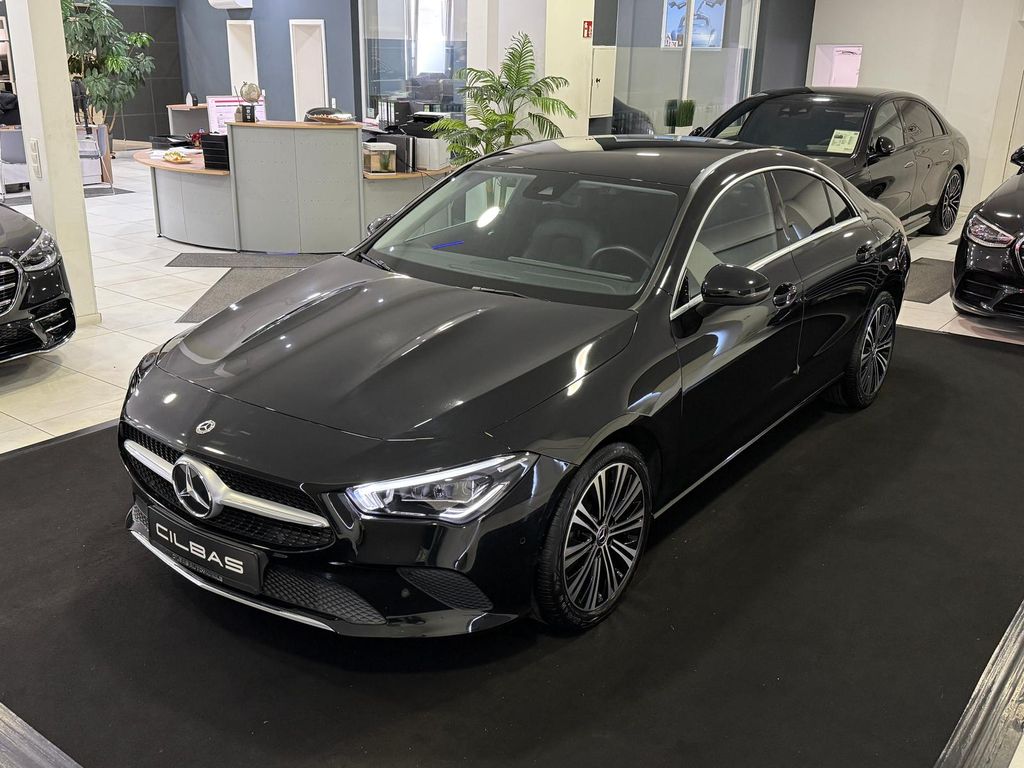 Mercedes-Benz CLA 180