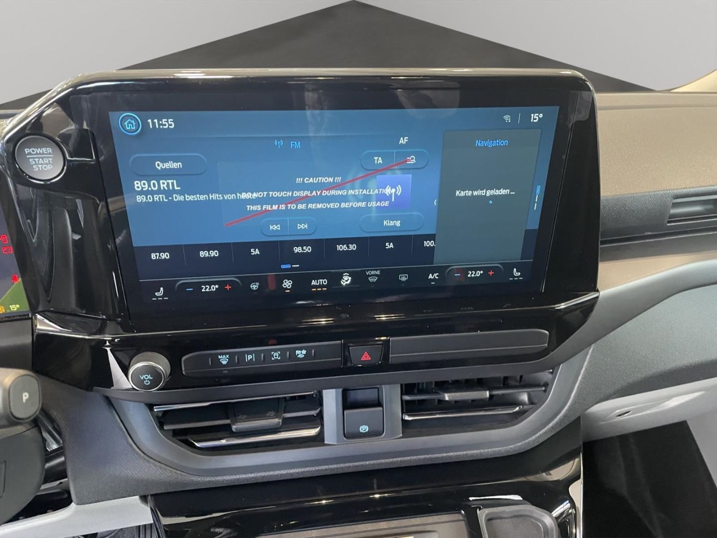 Fahrzeugabbildung Ford Tourneo Custom Bus 320 L1 Titanium FWD Titanium