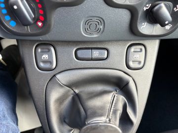 Fahrzeugabbildung Fiat Panda Easy DAB+ UConnect Klima SHZ uvm.