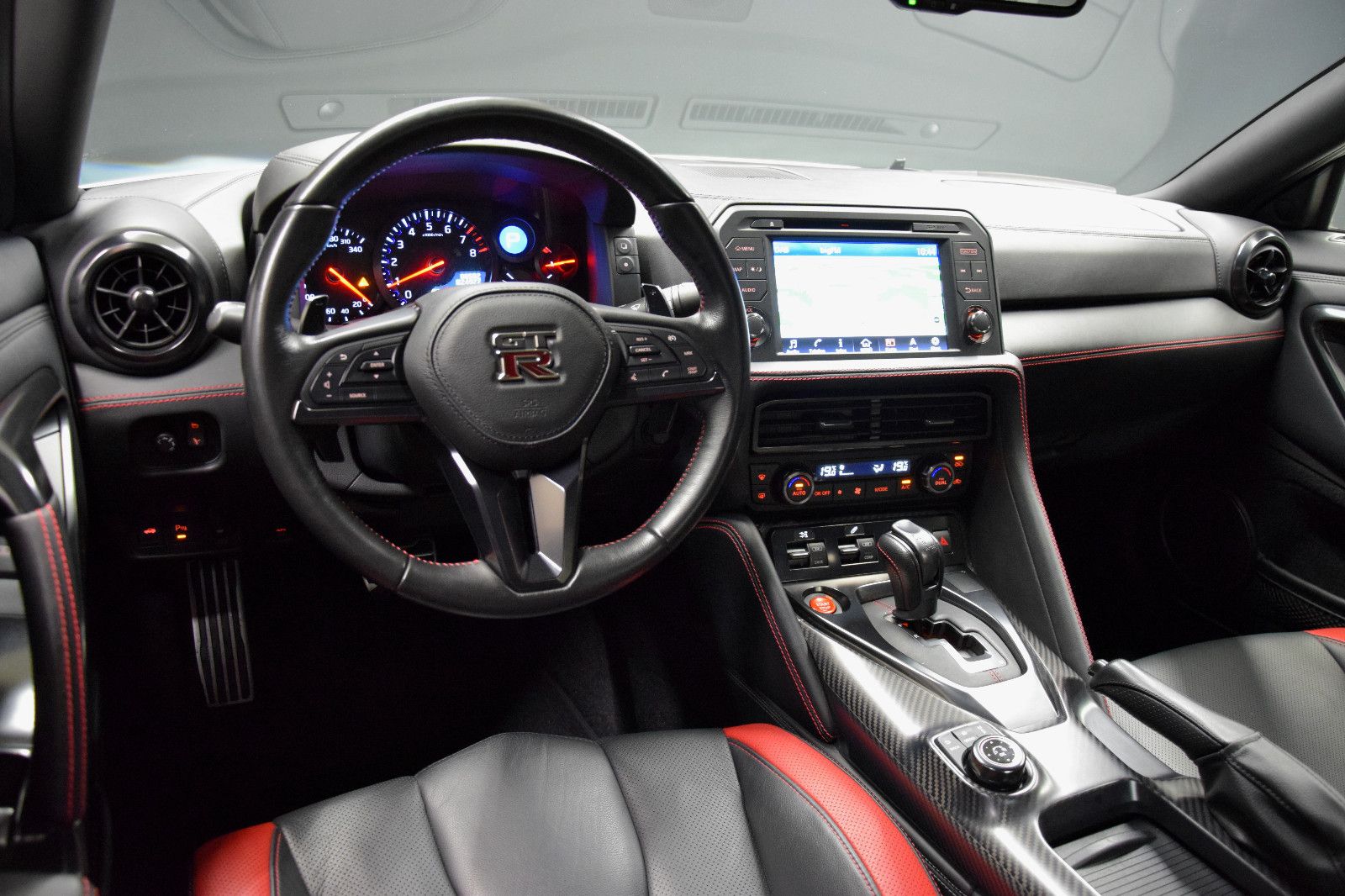 Fahrzeugabbildung Nissan GT-R Black Edition Originalzustand, 2.Hand Dt.Fa
