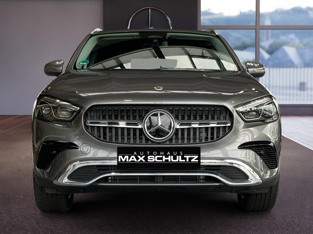 Fahrzeugabbildung Mercedes-Benz GLA 200 d AHK*Distronic*Kamera*LED*Sitzhzg*Navi*