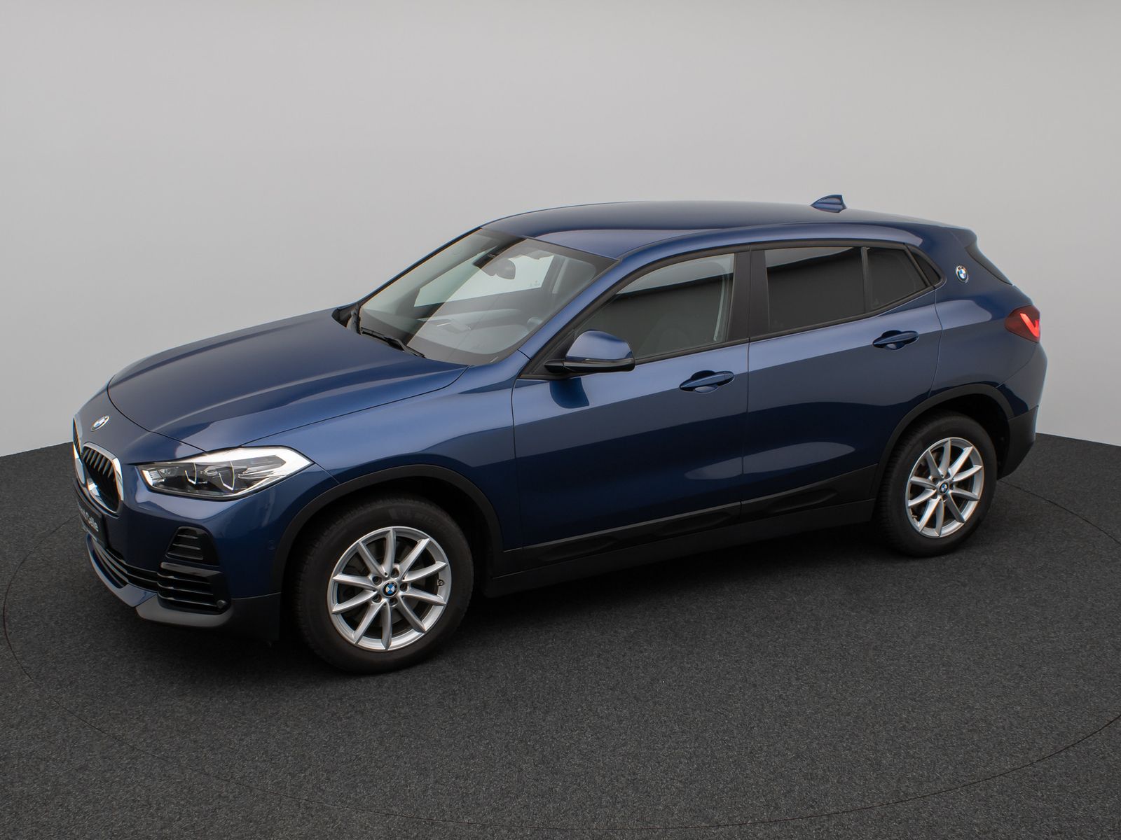 Fahrzeugabbildung BMW X2 sD20i Kamera DAB Komfort HiFi Navi LED Memory