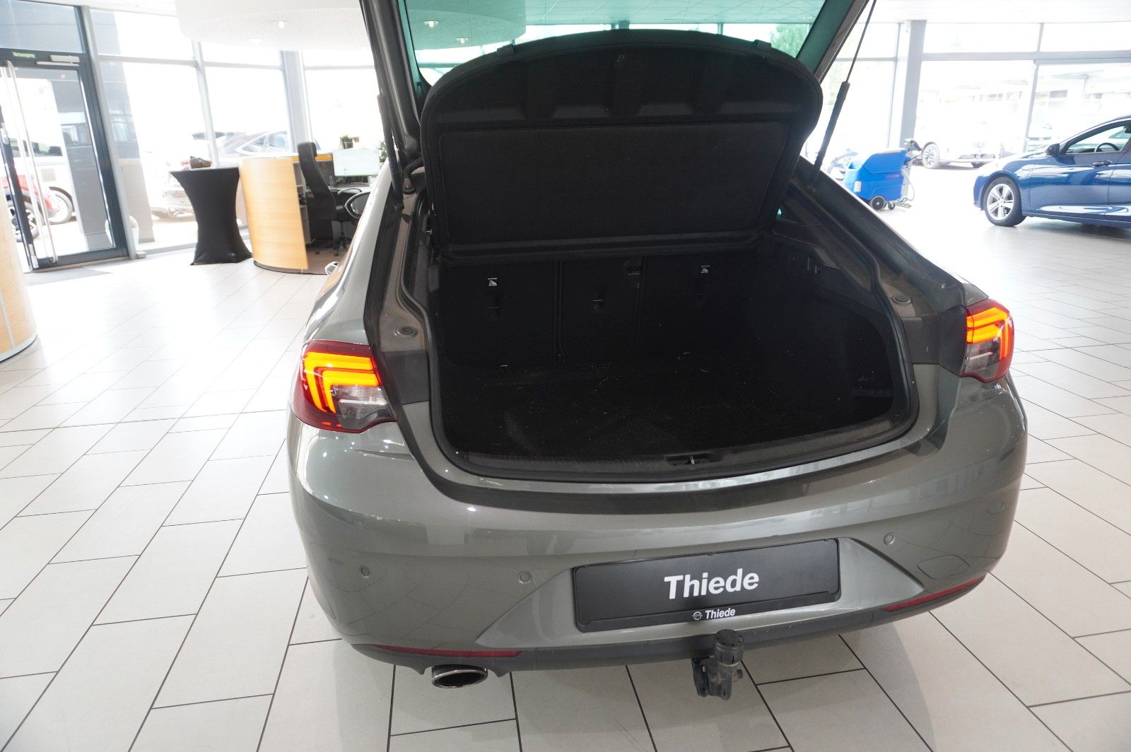 Fahrzeugabbildung Opel Insignia B GS 2.0D DYNAMIC NAVI/LED/KAMERA/AHK