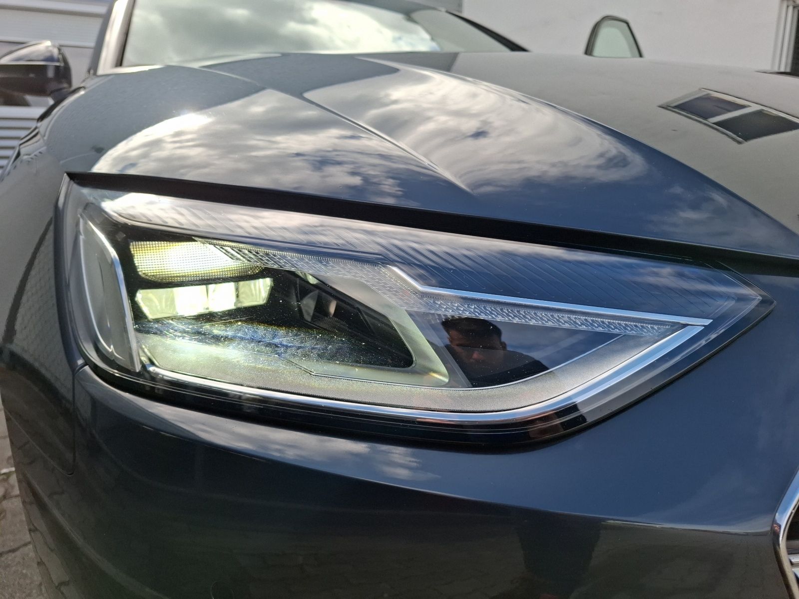 Fahrzeugabbildung Audi A4 Avant 35 TDI advanced S-tronic Navi AVC HUD B