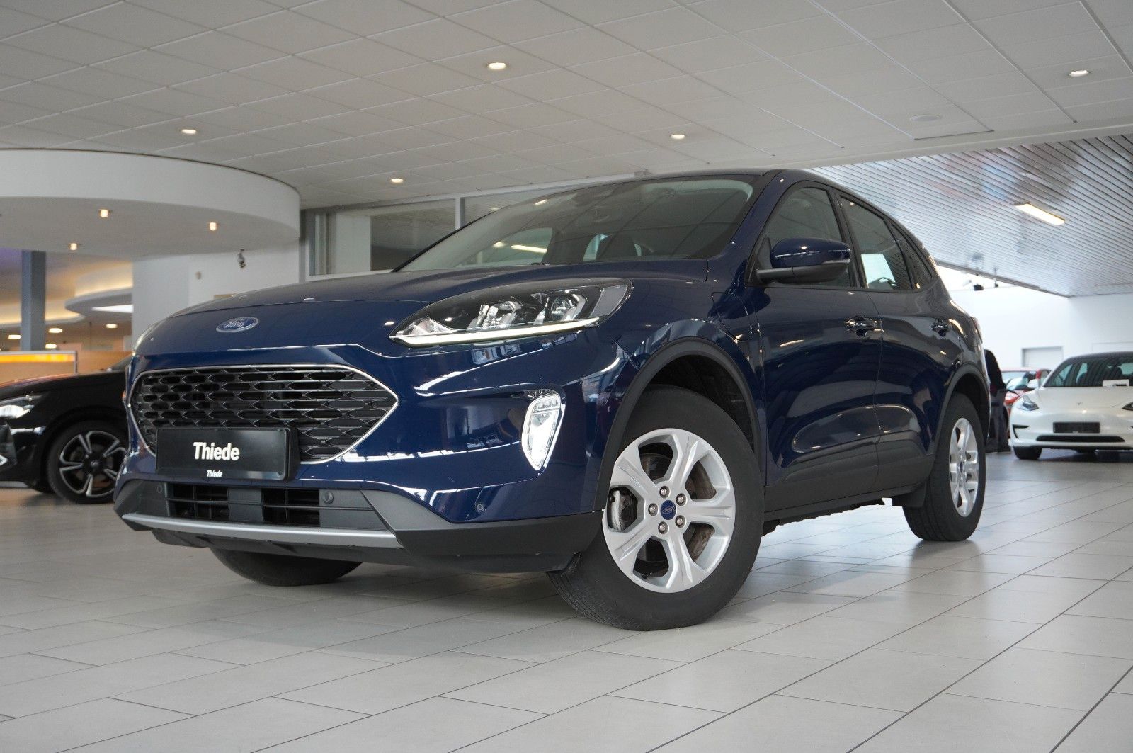 Fahrzeugabbildung Ford Kuga 2.5 HYBRID COOL & CON. NAVI/LED/SPORT/DAB+