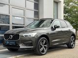 Volvo XC60 B4 AWD*R DESIGN*PANO*B&W*LUFT*HUD*MASSAGE* - Volvo XC60 Gebrauchtwagen in Düsseldorf