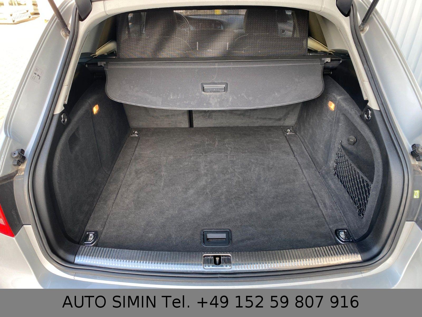 Audi A4 2012 — photo 21