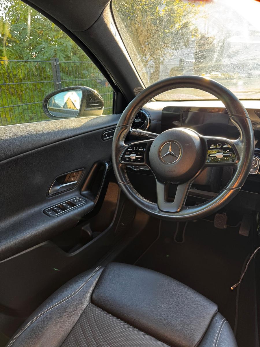 Mercedes-Benz A-Class d MBUX Sparsamer Langstrecken-Profi, миниатюра 6