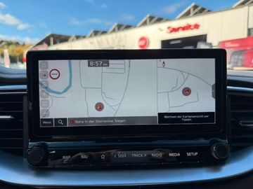 Kia XCeed 1.6T DCT7 Platinum Glasdach Navi