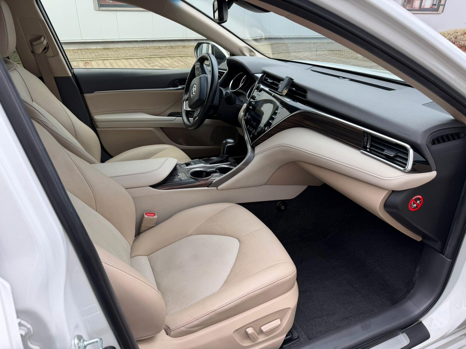 Toyota Camry Executive