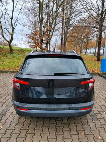 Skoda Karoq 2.0 Diesel.  Scheckheft. Wenig...