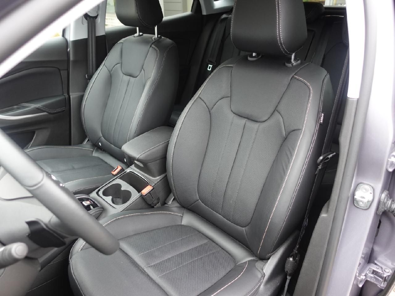 Fahrzeugabbildung Opel Grandland 1,2 Elegance Automatik