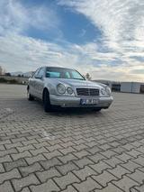Mercedes-Benz Mercedes 280E W210 - gebrauchte Mercedes-Benz S-Klasse aus dem Jahr 1998