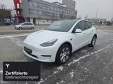 Tesla Model Y Long Range AWD - Tesla Gebrauchtwagen in Berlin