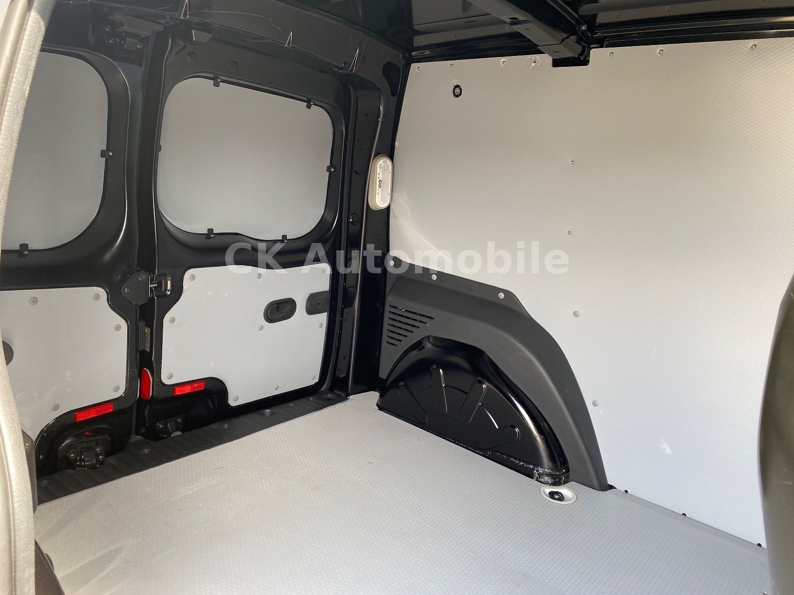 Fahrzeugabbildung Mercedes-Benz Citan 111 CDI Kasten Lang/Klima/Navi/Kamera/AHK