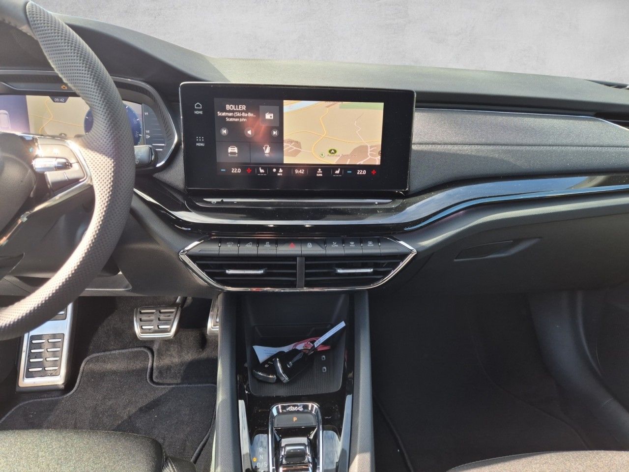 Fahrzeugabbildung SKODA Octavia Combi 2.0 TDI Style 4x4 DSG Sportline