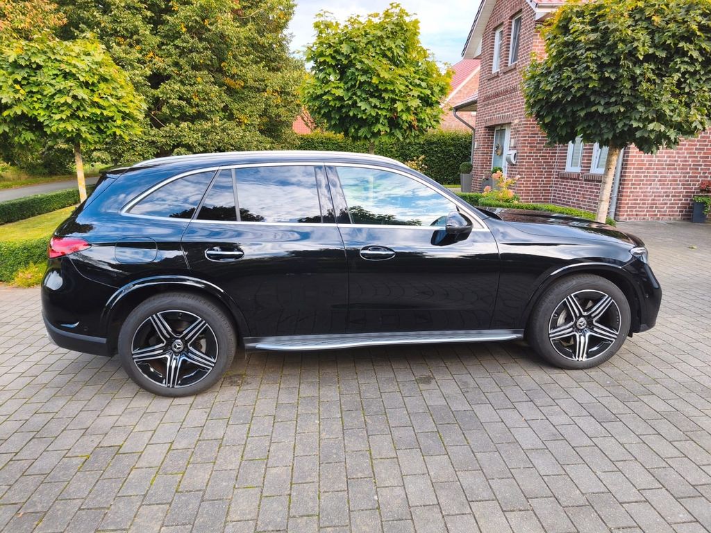 Image of Mercedes-Benz GLC 220