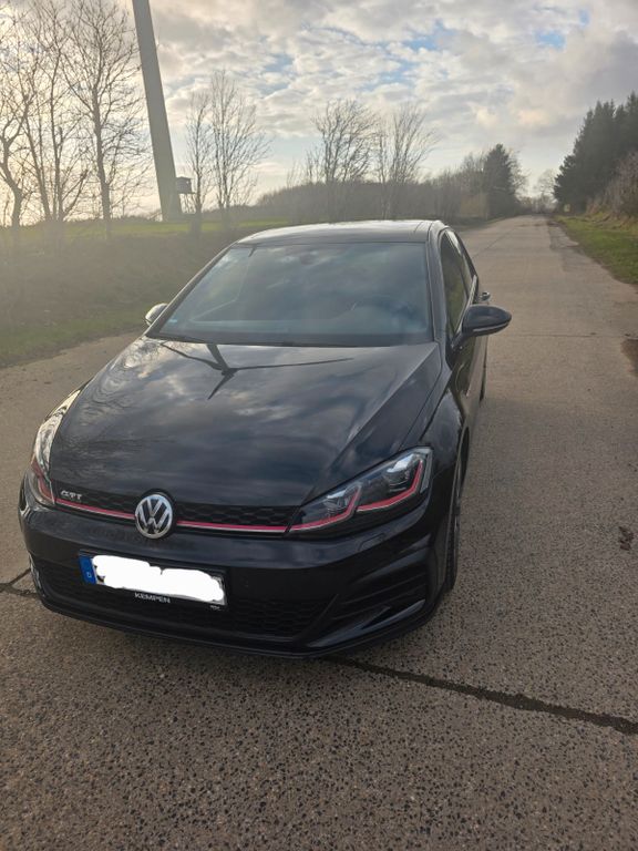 Image of Volkswagen Golf