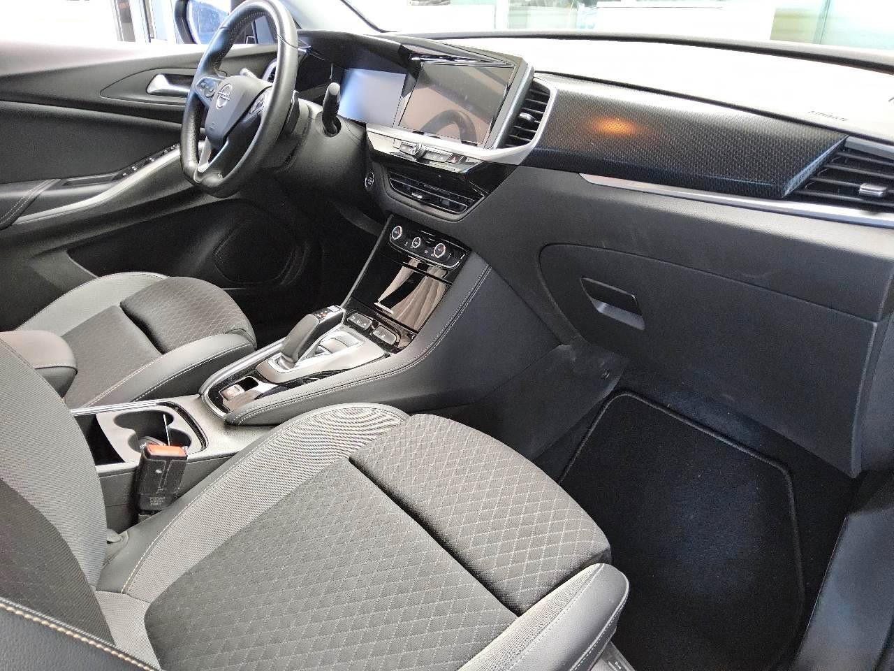 Fahrzeugabbildung Opel Grandland (X) 1.6 PHEV GS SPORT NAVI/LED/KAMERA