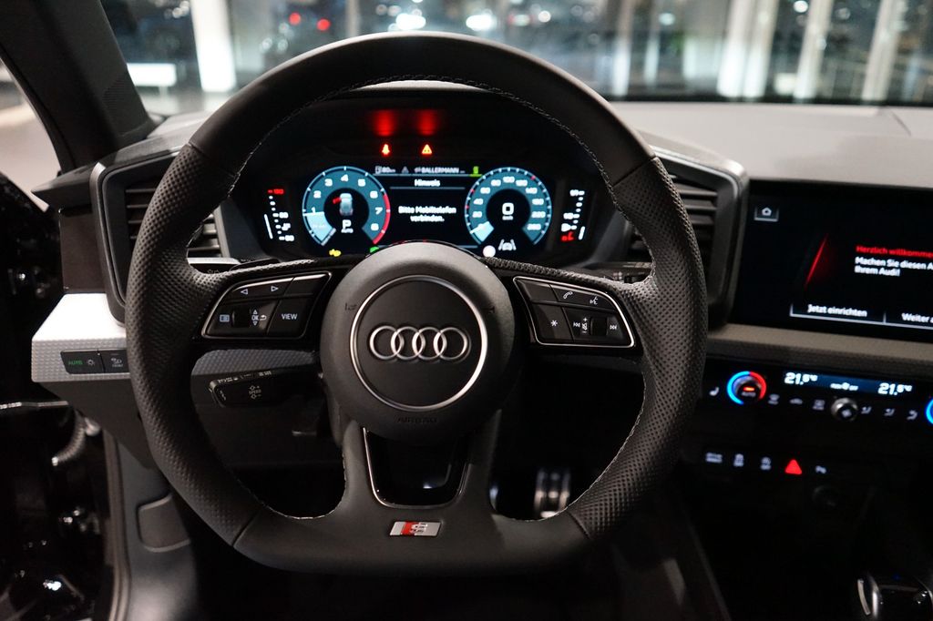 AUDI A1 Sportback 40 TFSI | 2x S line | SONOS | 18" AUDI A1 Sportback 40 TFSI | 2x S line | SONOS | 18"
