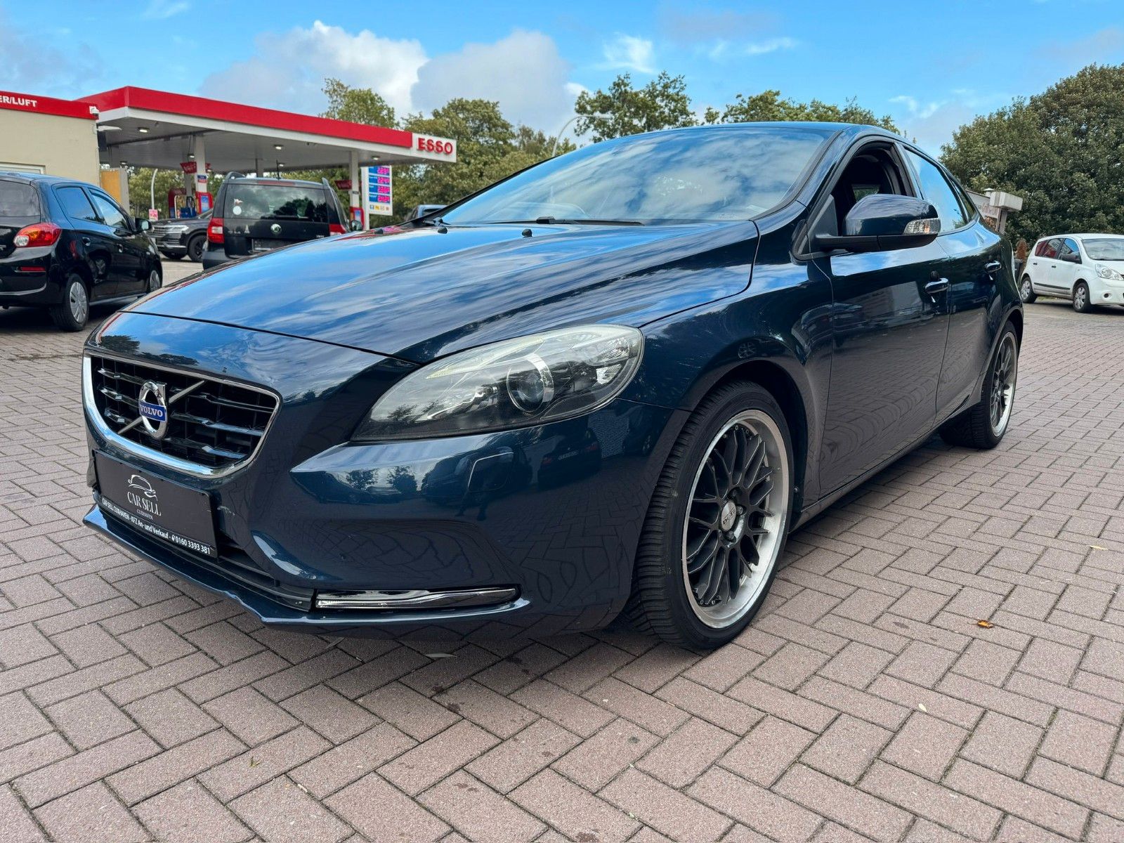 Volvo V40 You!