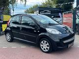 Peugeot 107 Millesim 200*Klima*Allwetter*TÜV NEU - Peugeot 107: Kleinwagen