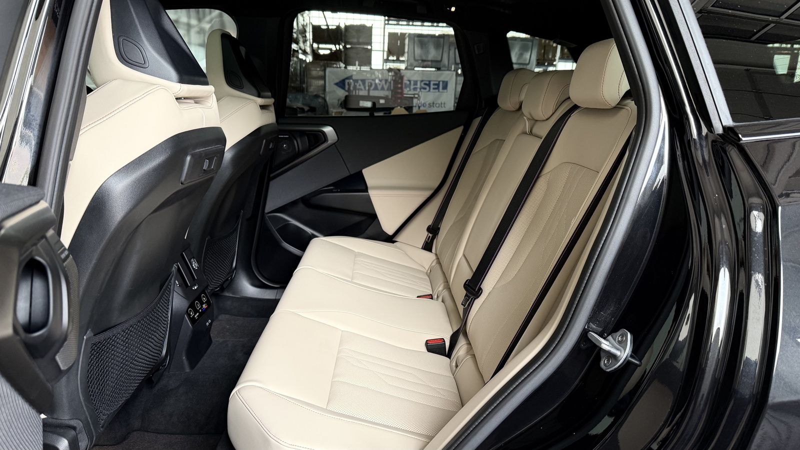 Fahrzeugabbildung BMW X3 M50 |M Sportpaket pro |Panorama-Glasdach |Sit