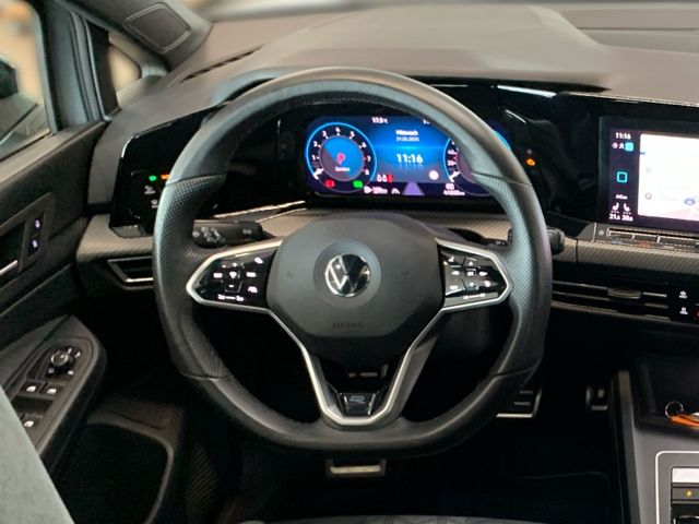Golf VIII 2.0 TSI R-LINE BLACKSTYLE PANO+KAM+ACC