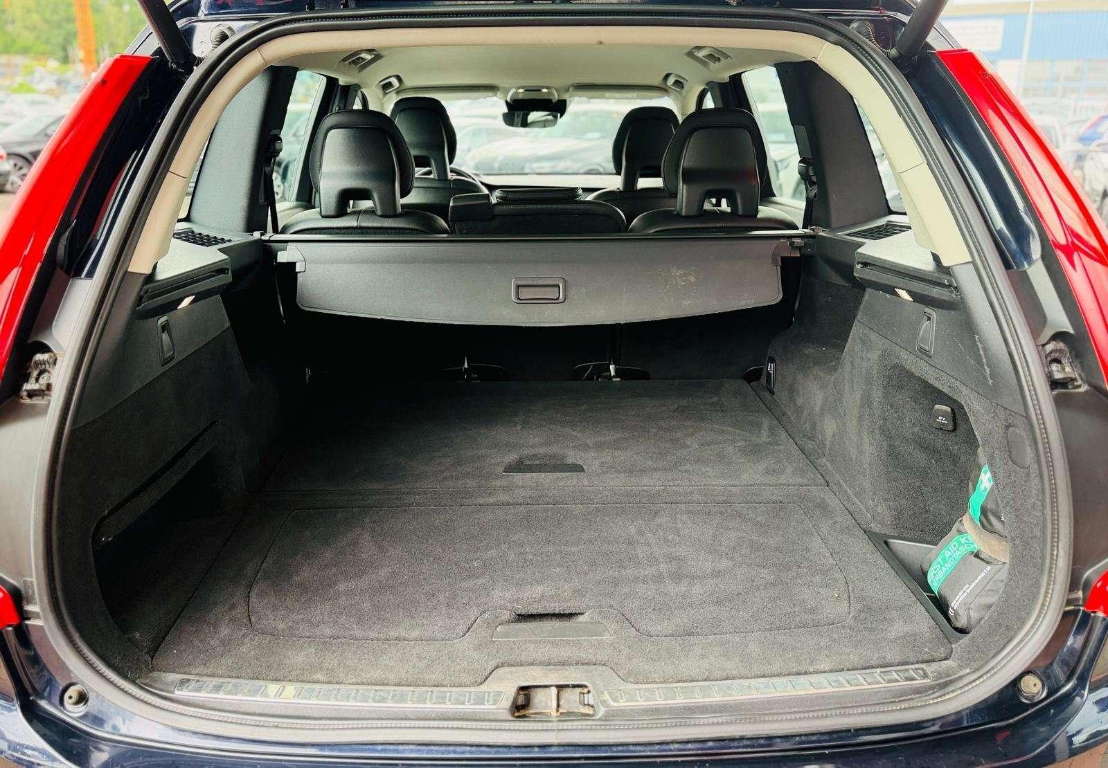 Volvo XC90 Momentum AWD Service Neu AHK