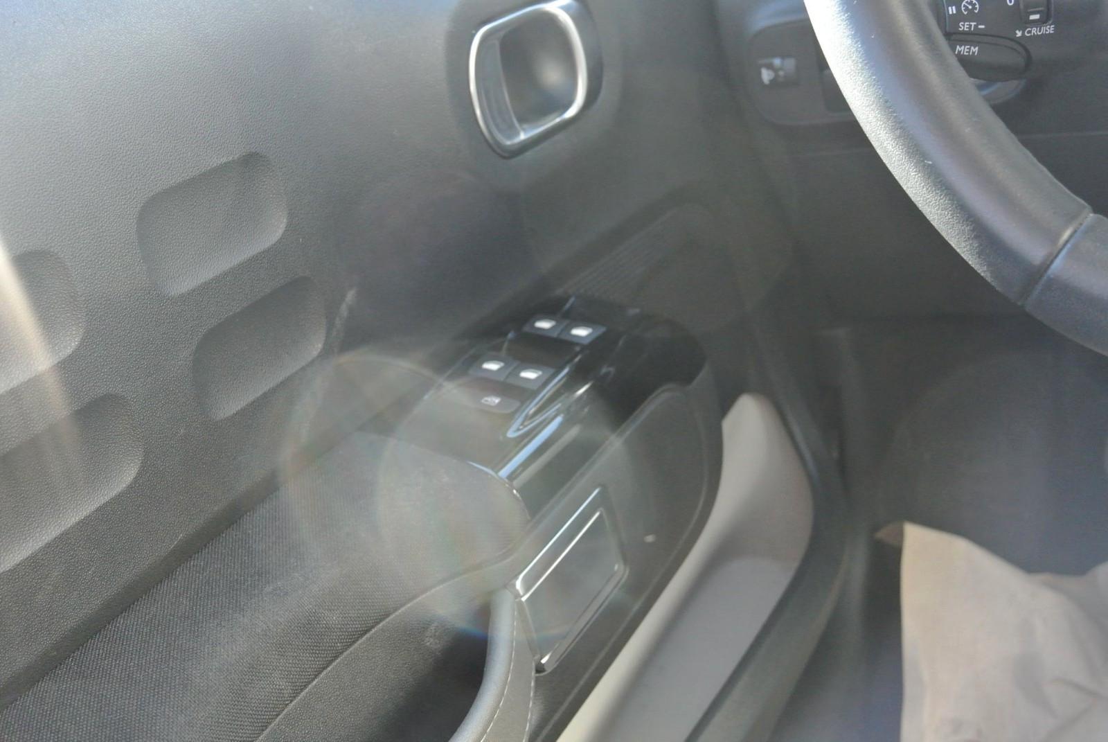 Citroën C3 Shine 110 PS,Klima,Navy,Garantie,8 Reifen
