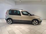 Skoda Roomster Scout 1.2 TSI Panorama Klima PDC - Skoda Roomster: Scout
