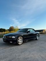 BMW E 36 320i Cabrio - gebrauchte BMW 320 aus dem Jahr 1995
