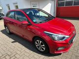 Hyundai i20 Trend/PANO/SHZ/LRHZ/TEMP/PDC - Hyundai i20 aus 2020