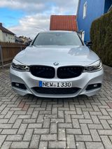 BMW 330i GT xDrive M-Paket *HUD*LED*PANORAMA* - BMW 330 Gran Turismo Gebrauchtwagen