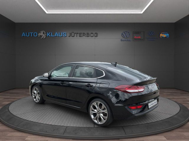 i30 Fastback 1.4 T-GDI Style+Navi+Sitzh.