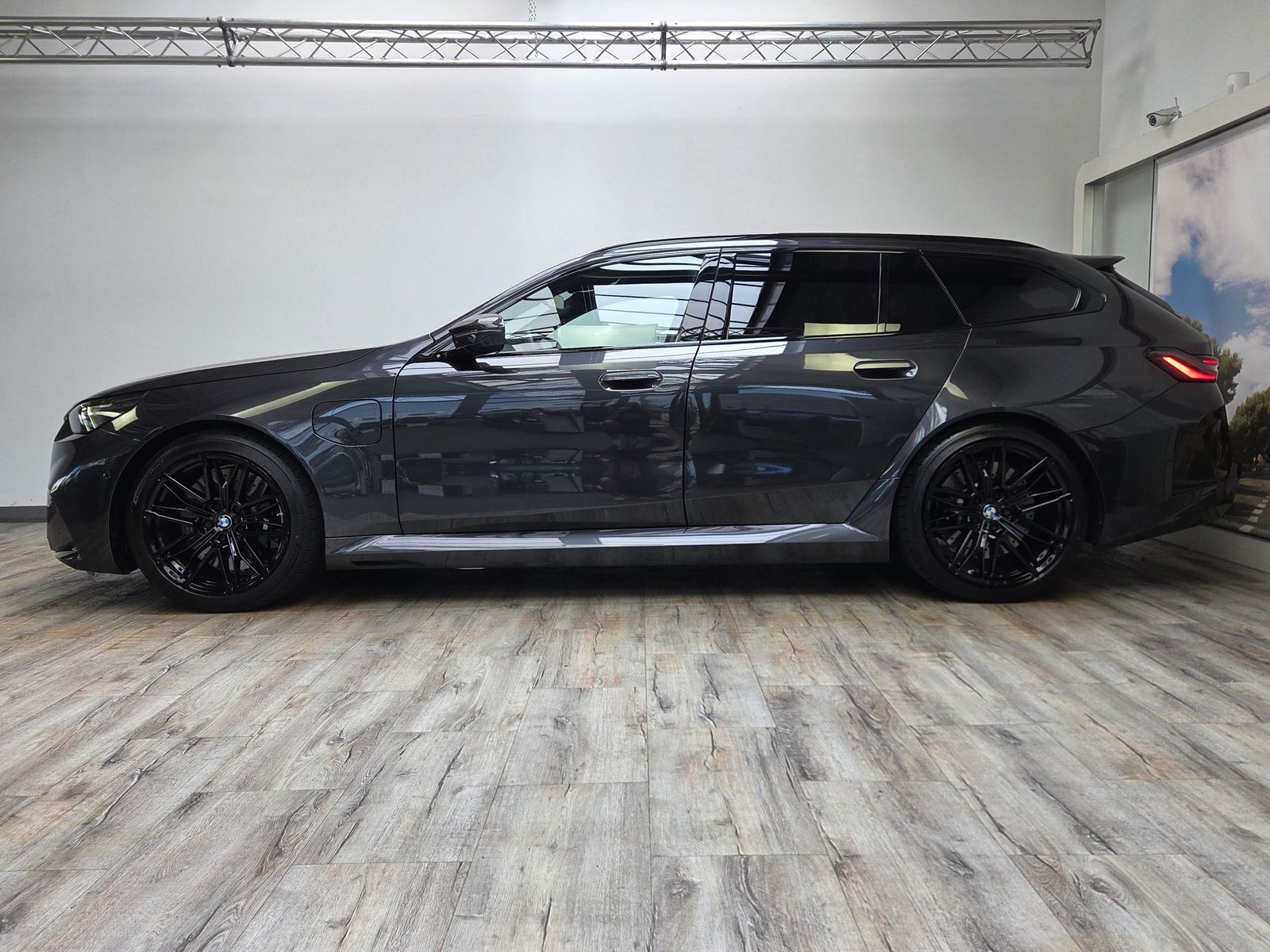 BMW M5 To. AHK Sitzlüftung B&W ACC 360° Driver  imagem 3