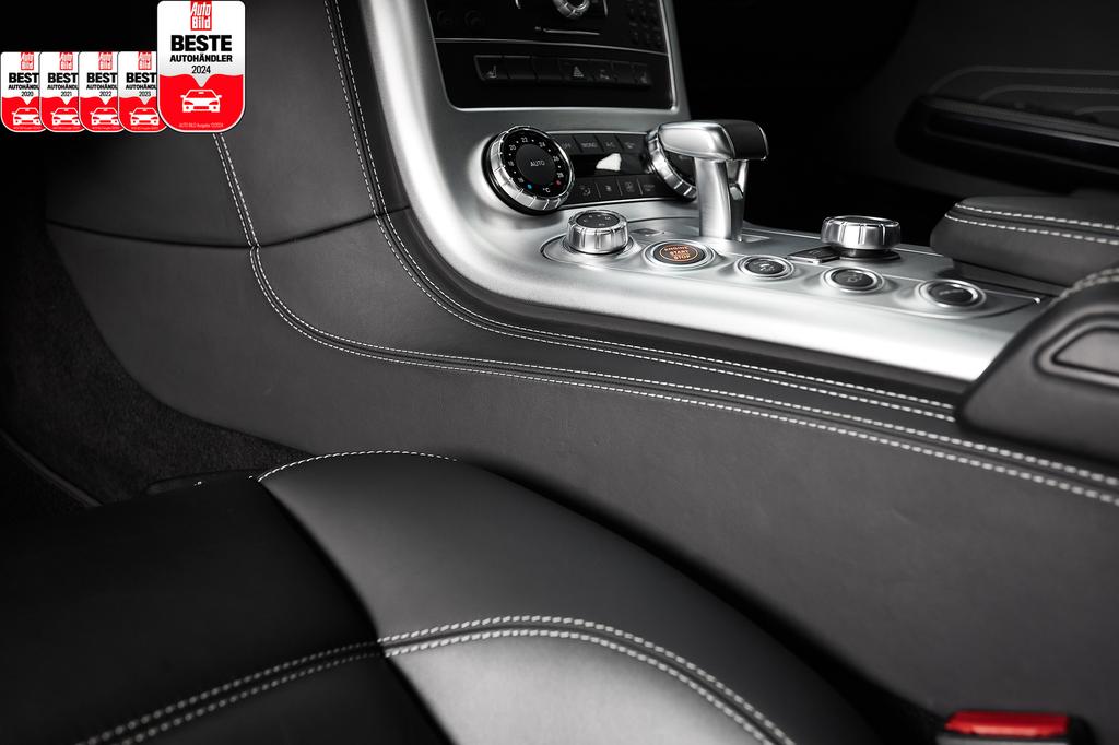 Mercedes-Benz SLS AMG