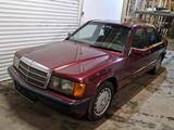 Mercedes-Benz 190 E Rosso | 1. Hand | ERSTLACK | SERVICEHEFT - Mercedes-Benz 190: 190er
