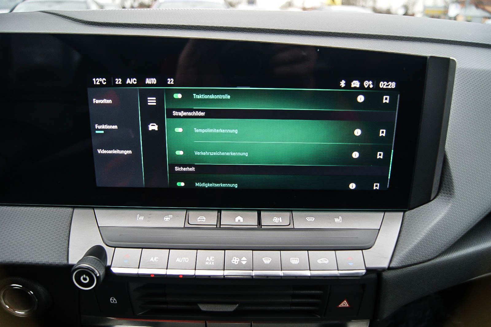 Fahrzeugabbildung Opel Astra L 1.5 Diesel ULTIMATE Aut HEADUP ANHZV LED