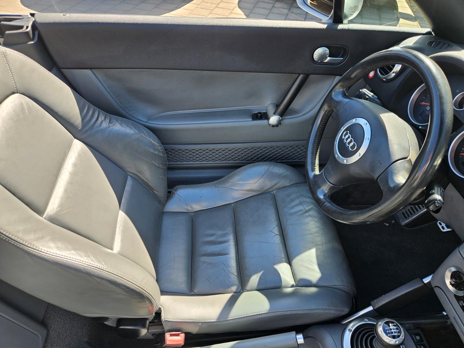 Audi TT Coupe/Roadster 1.8 T Roadster quattro
